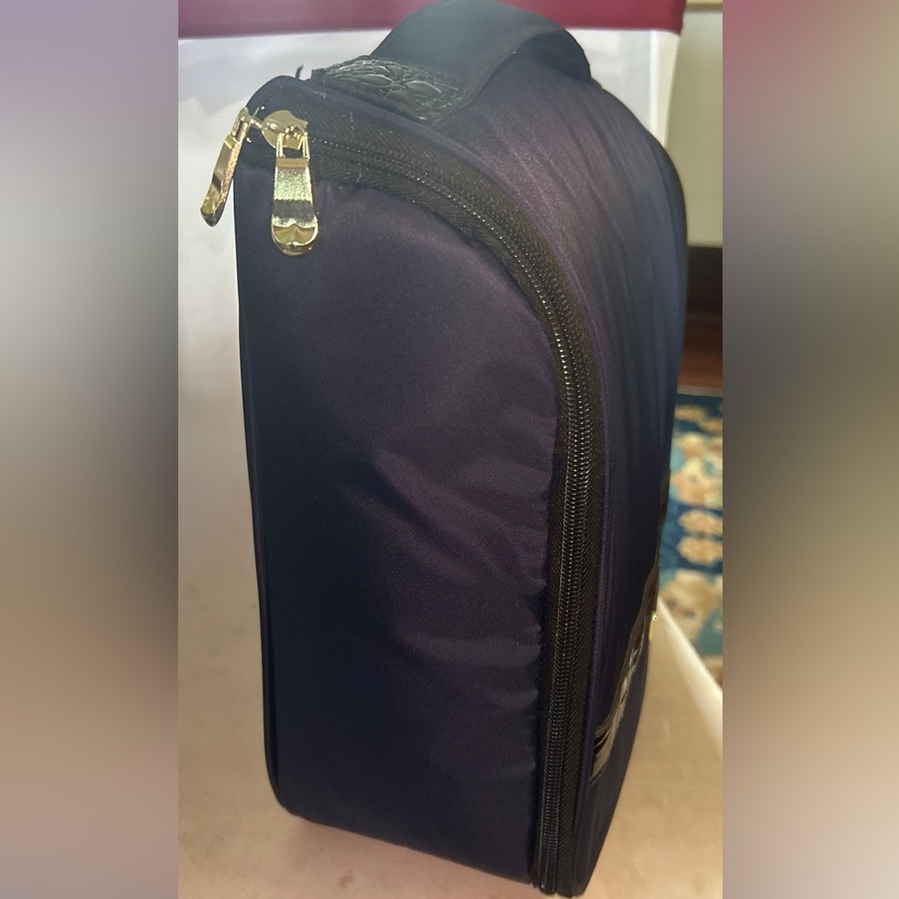 NWOT Huge SAMANTHA BROWN Travel Toiletry BAG